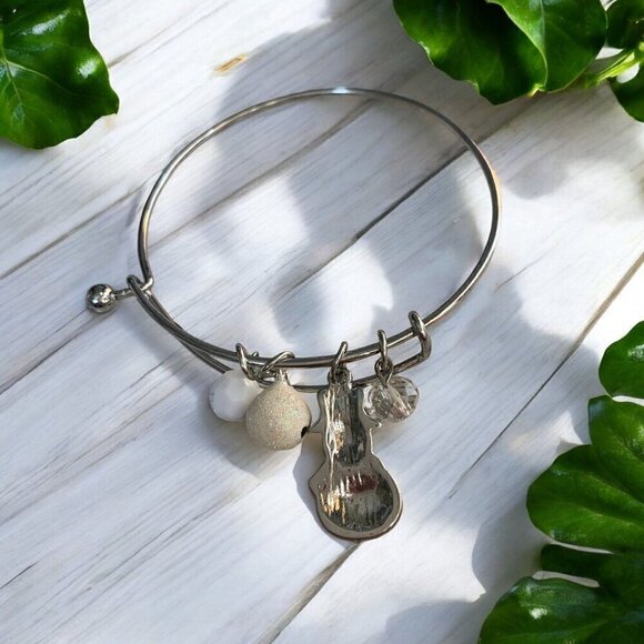 Snowman Charm Bracelet With Frosted Bell Charm Shiny Silver Tone Adjustable Fit - Picture 2 of 2